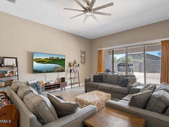 3rd image of 30870 W CATALINA Drive