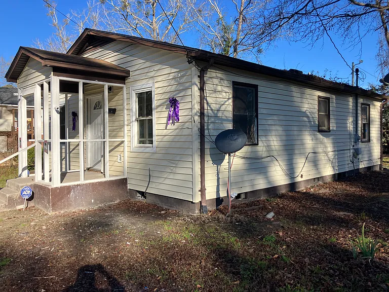 426 W Columbus St — Photo 2