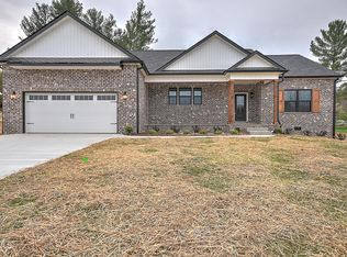 110 Thomson Meadow Ln, Jonesborough, TN 37659