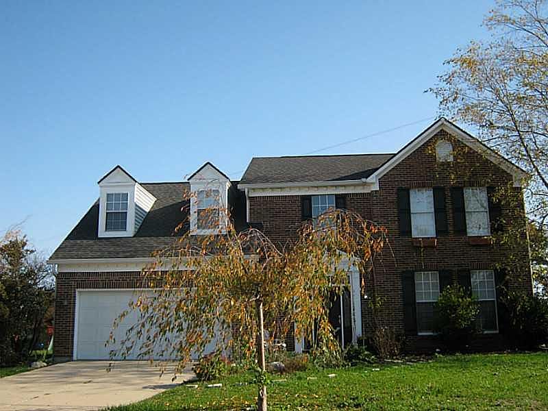 1st image of 415 S Calamus Ct