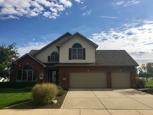 9905 Maginot Cir, Saint John, IN 46373