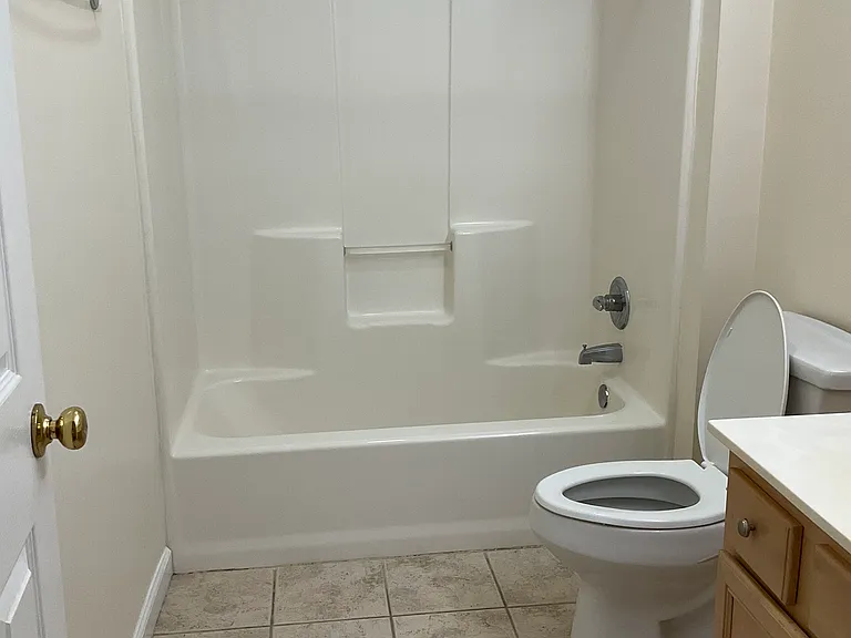 415 E Holston Ave #4 — Photo 24