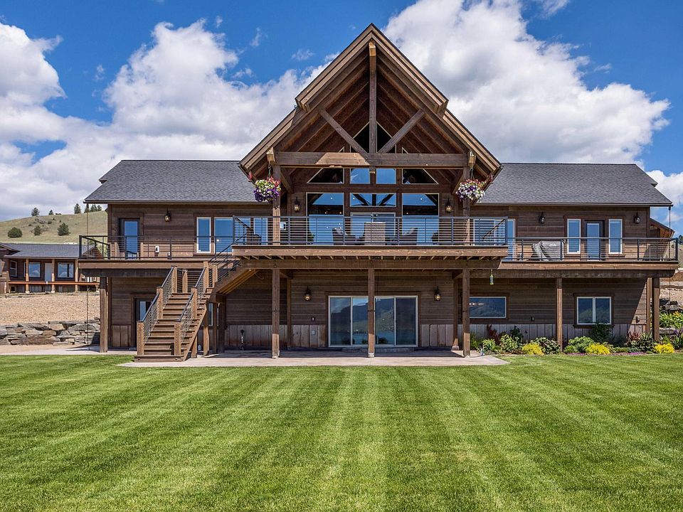 1st image of 44929 Gunbarrel Ln