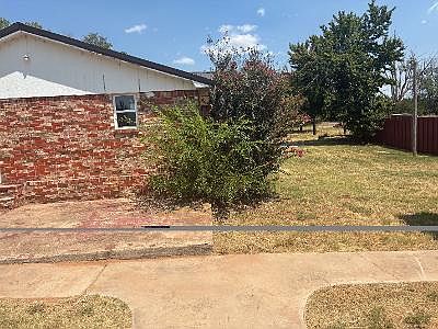 3rd image of 316 S Price Rd