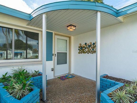 4th image of 3418 Fairview Dr