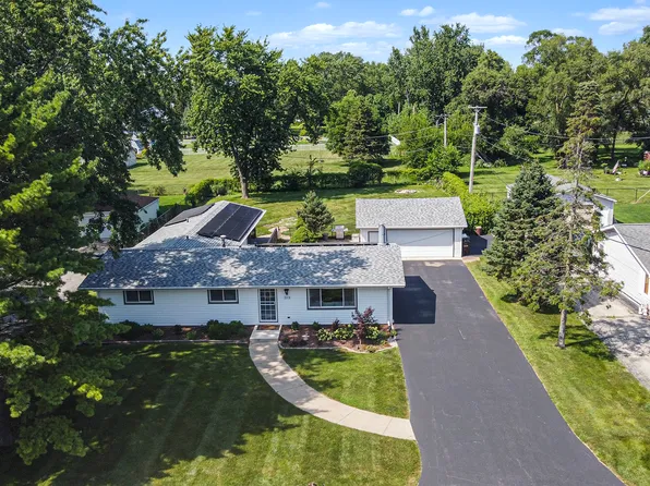 313 W Woodlawn Rd, New Lenox, IL 60451