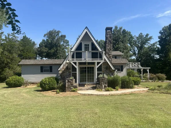 648 Goodson Cir, Rock Spring, GA 30739