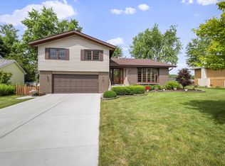 15216 S Clover Ct, Plainfield, IL 60544