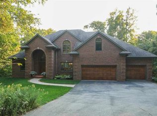 1421 Arline Cir, Mount Vernon, IA 52314