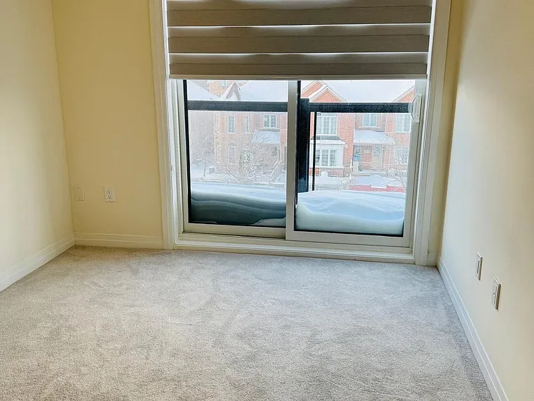 245 McLevin Ave W #7 — Photo 16