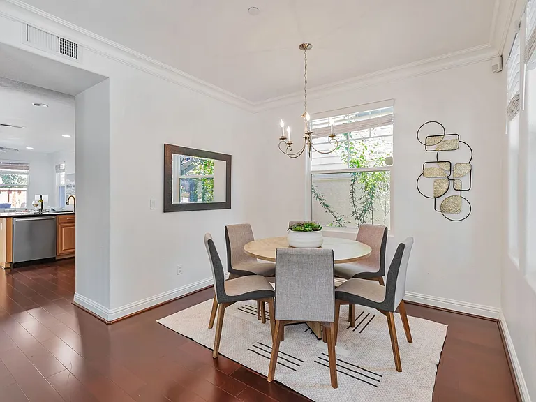 8940 Acorn Way — Photo 8