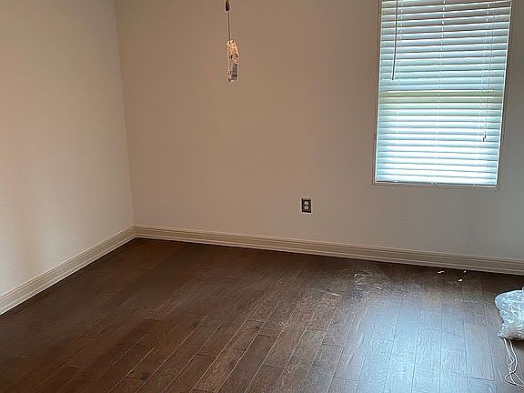 3rd image of 2316 Idlewood Dr