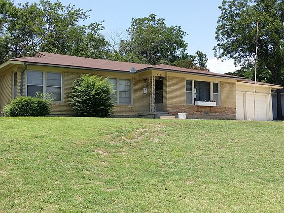 2nd image of 1629 Hillside Dr
