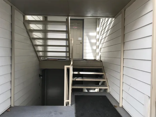 2010 8th Ave, Greeley, CO 80631