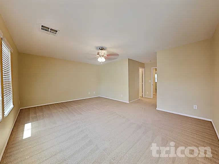 963 Eureka Dunes Ave — Photo 9