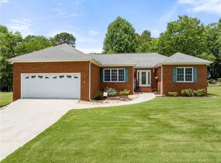 4014 Ponderosa Ln, Gainesville, GA 30506