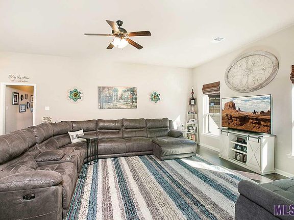 3rd image of 17076 Barque Dr