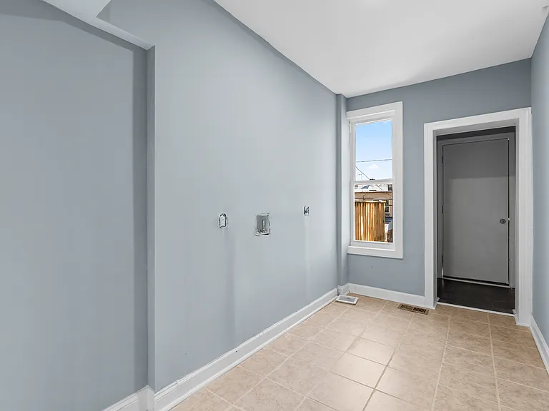 2609 Garrett Ave — Photo 8