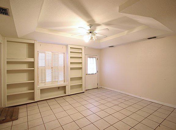 5th image of 3006 Melody Ln