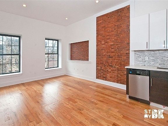 4th image of 23 Halsey St APT 3B