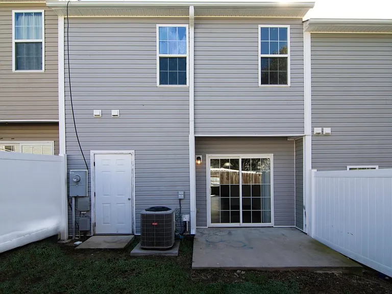 3522 Aldie Ct — Photo 4