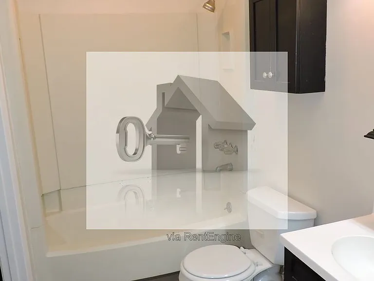7823 Dartmoor Dr — Photo 19