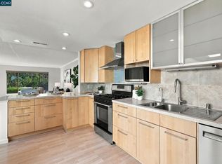 2116 Pine Knoll Dr Unit 7, Walnut Creek, CA 94595