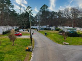 50 Three Oaks Path - Dallas/Town & Country MHP - 7, Dallas, GA 30157