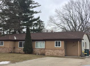 1034 Kelley St #1036, Troy, MI 48083
