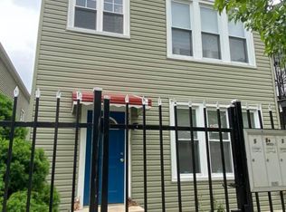 2951 N Wisner Ave #2, Chicago, IL 60618