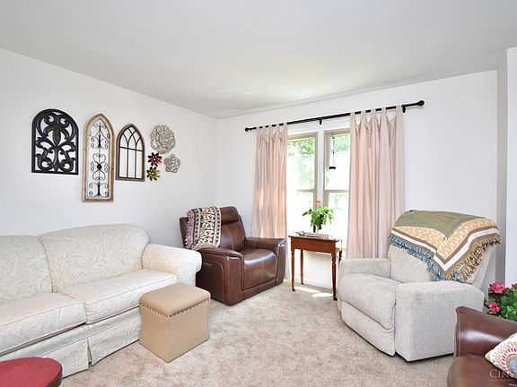 5th image of 5761 Mount Vernon Dr