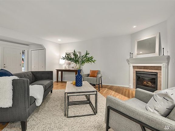 5th image of 14801 1st Ave NE