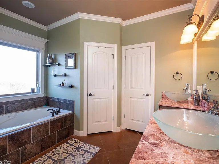 21 Kanis Creek Pl — Photo 8