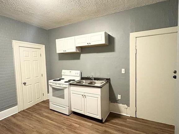 3rd image of 314 W Wood St #4