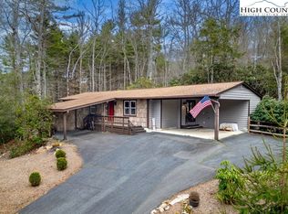 25 Red Oak Lane, Newland, NC 28657
