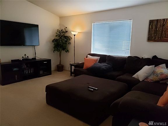 4th image of 2506 169th St NE #C3