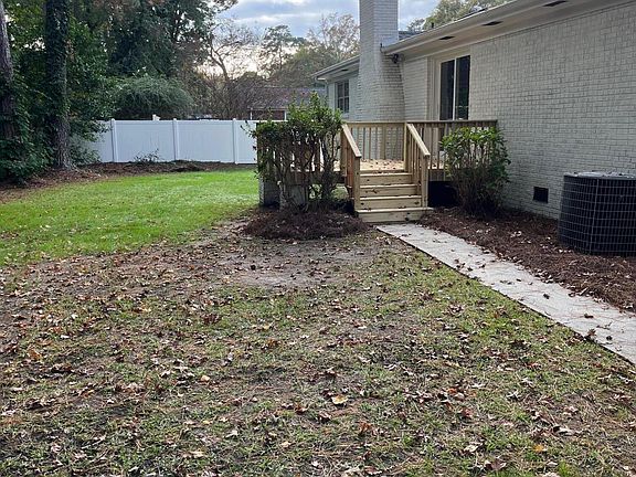 5th image of 112 Greenwood Dr