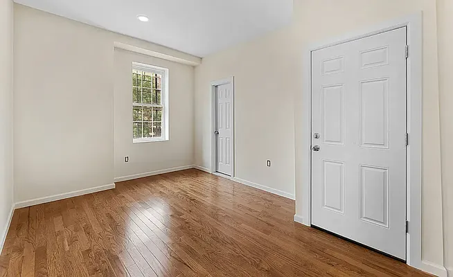 Rented by REAL New York | media 5