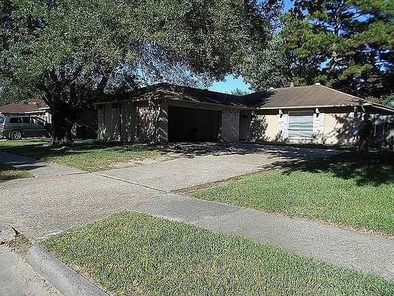 2nd image of 19930 Lions Gate Dr