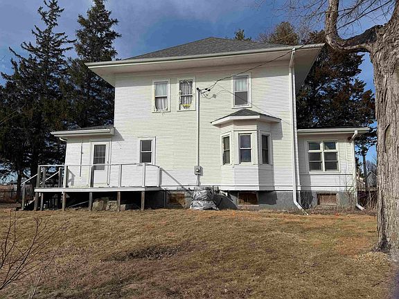2nd image of 208 Washington St