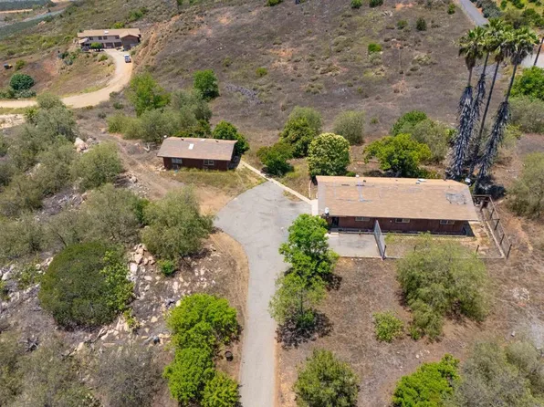 29556 Sierra Rojo Ln, Valley Center, CA 92082