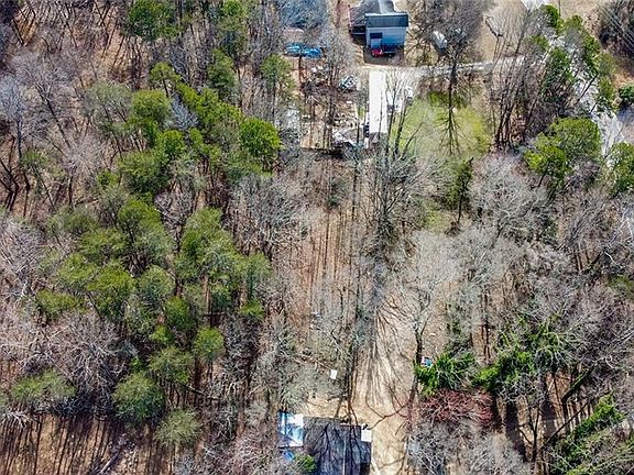 5th image of 1227 Pine Valley Rd