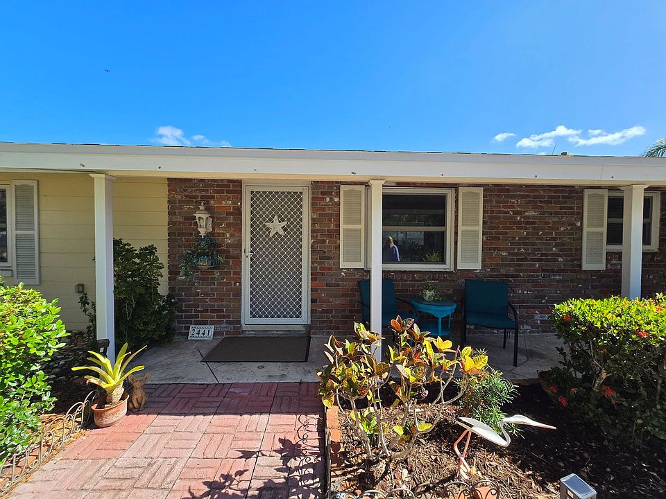 1st image of 2441 Gulf Gate Dr