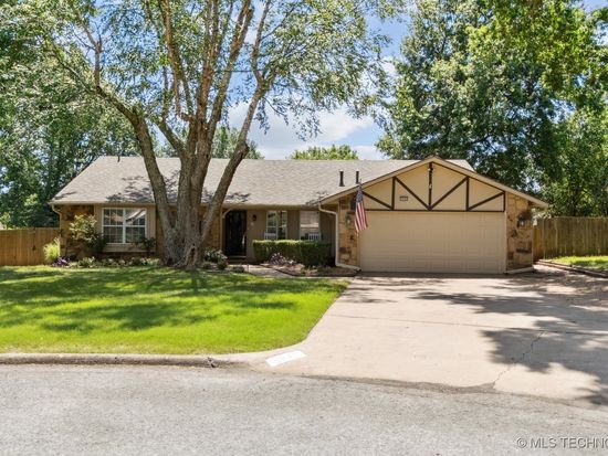 9940 115th St S, Bixby, OK 74008