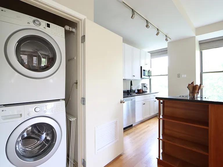 811 S Lytle St #319 — Photo 8