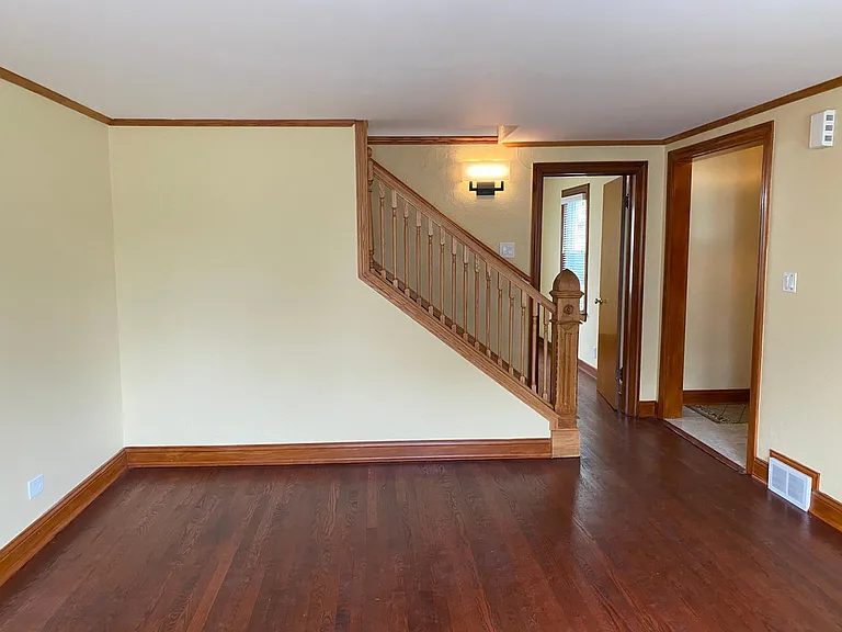 11156 S Preller Ave — Photo 8