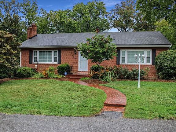 2nd image of 105 Panorama Dr