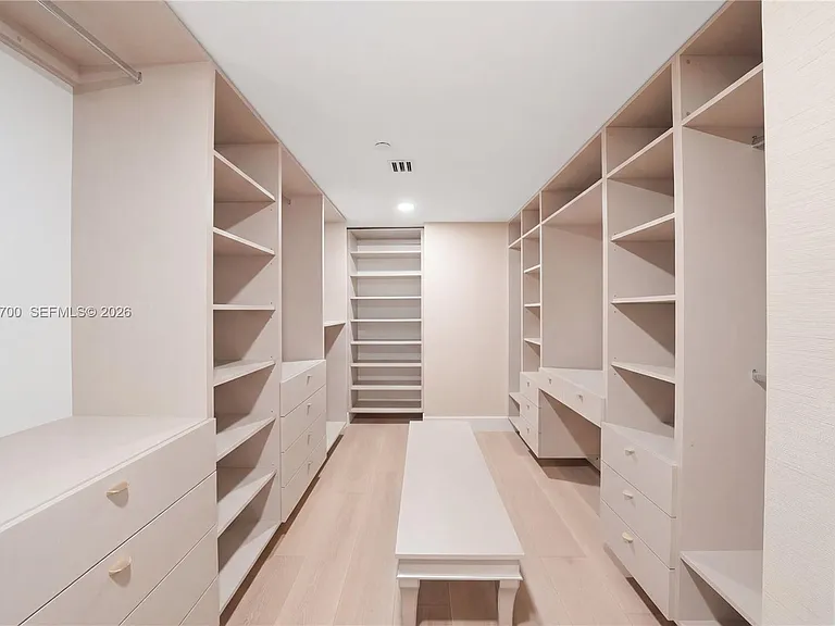 5801 Collins Ave #700 — Photo 16