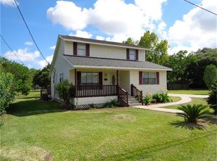321 Allen Rd, Oyster Creek, TX 77541