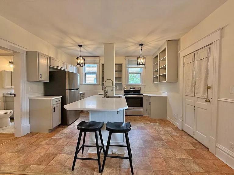 1715 W Pacific Ave #1 — Photo 12
